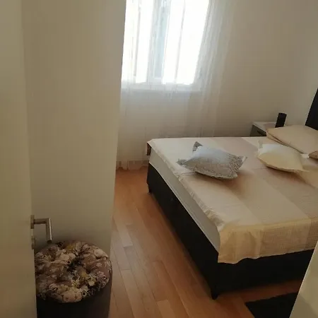 Apartment Luxury Queen Solin